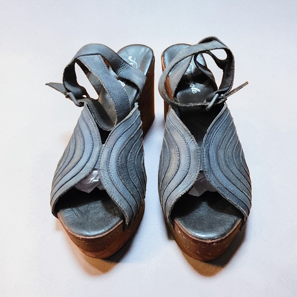 Free People Orion Blue Leather Platform Sandals - Picture 2 of 6